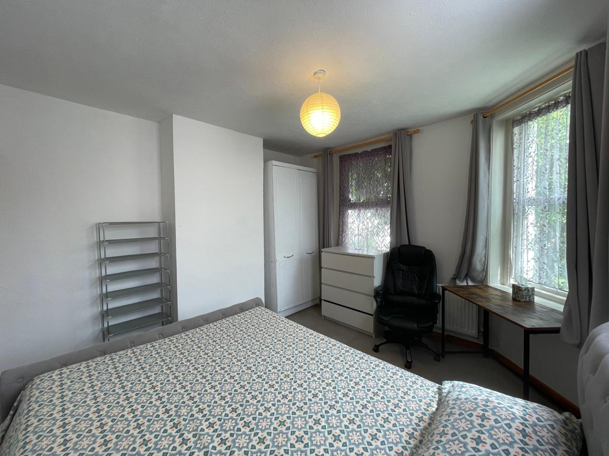 South Coast Guest Rooms With Free Parking Poole Exterior photo